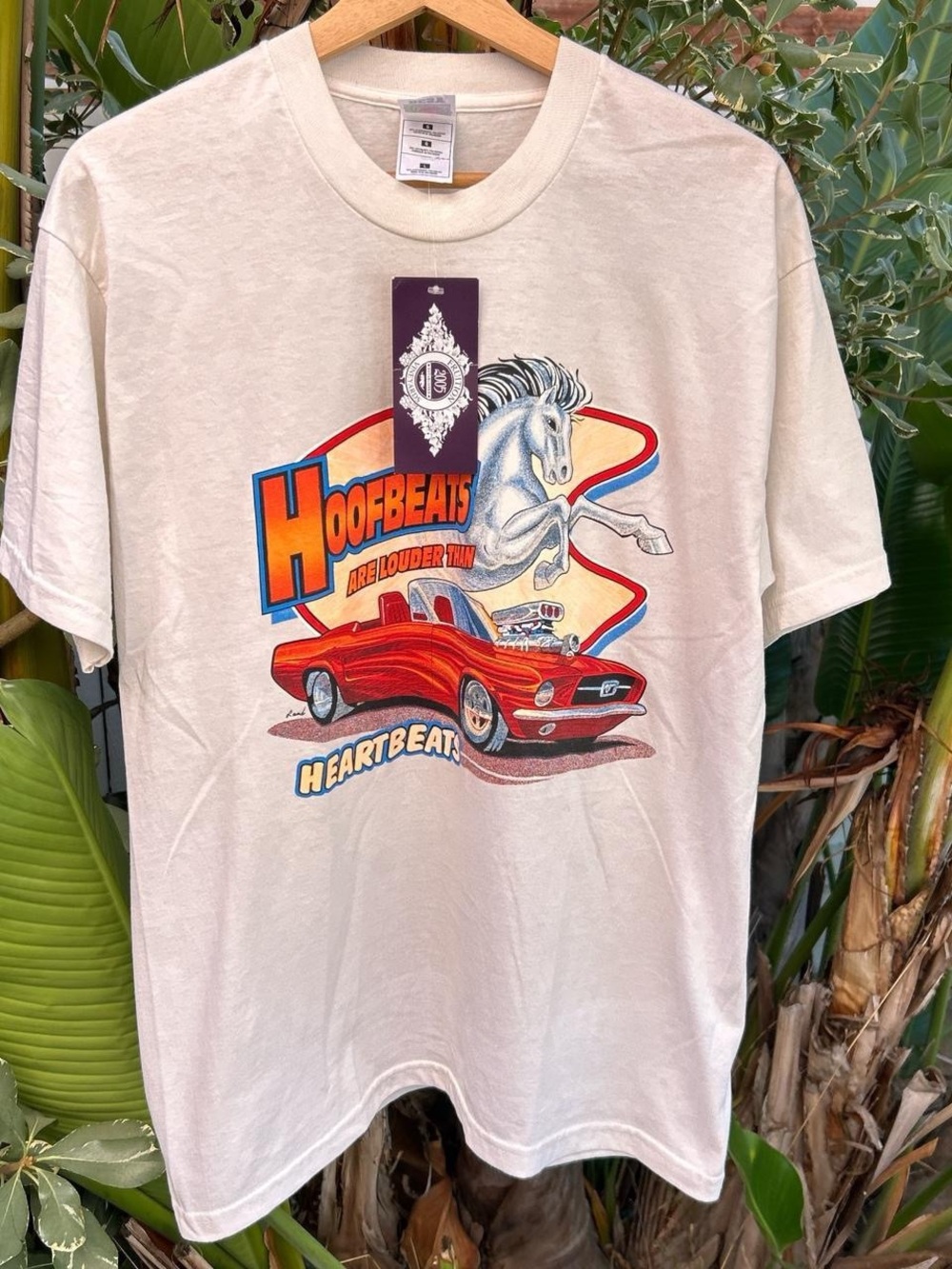 Vintage 2000s Mustang Hoofbeats Heartbeats Graphic T-Shirt Large NWT Cream